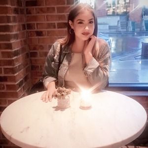 Meet your Posher, Natalie